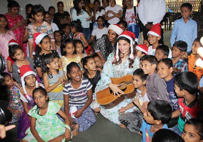 Aishwarya Rai Bachchan,  Jacqueline Fernandez and Chitrangada Singh celebrate Christmas with kids making their celebrations special. While Aishwarya celebrates with cancer survivors, Chitrangada is having fun with NGO kids.
