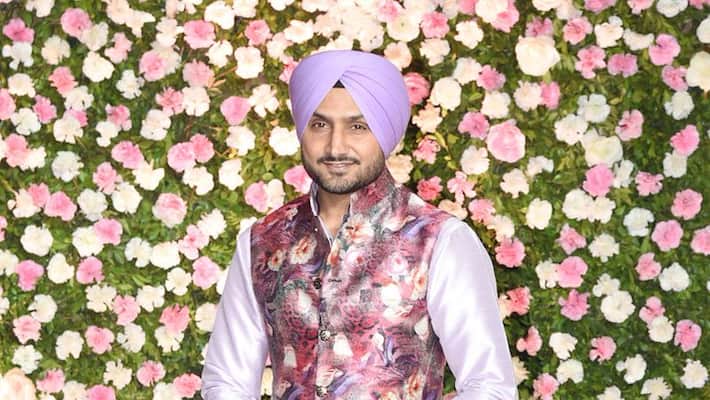 harbhajan singh going to debut on film harbhajan singh going to debut on film