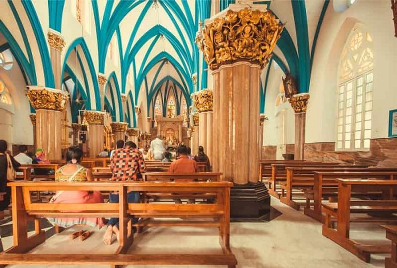 ಸೇಂಟ್ ಮೇರಿಸ್ ಬೆಸಿಲಿಕಾ, ಶಿವಾಜಿನಗರ
