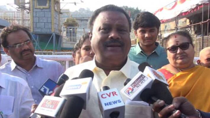 minister Sreenivaasan press meet minister Sreenivaasan press meet