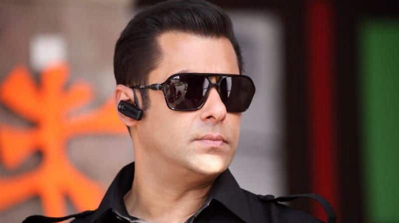 Bodyguard: "Mujhpe ek ehsaan karna, mujhpe koi ehsaan mat karna."  Touche! Emo Salman is an impossibility until you hear this one, and it stays powerful  unto this day!