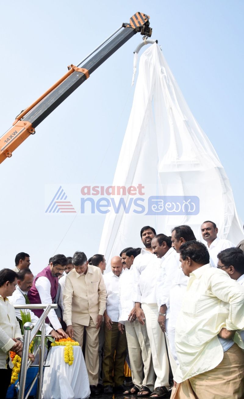 ఉక్కు ఫ్యాక్టరీకి చంద్రబాబు శంకుస్థాపన