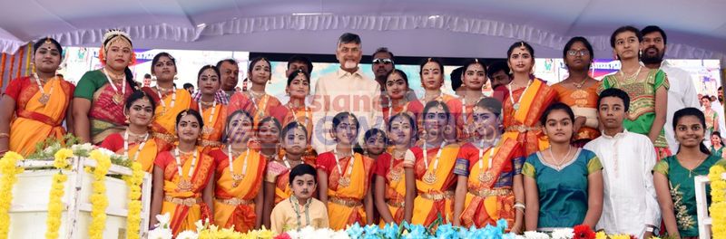 ఉక్కు ఫ్యాక్టరీకి చంద్రబాబు శంకుస్థాపన