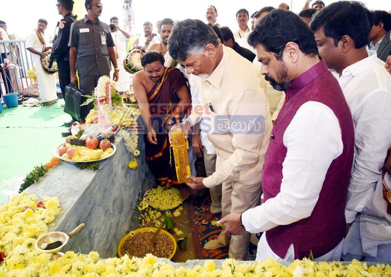 ఉక్కు ఫ్యాక్టరీకి చంద్రబాబు శంకుస్థాపన