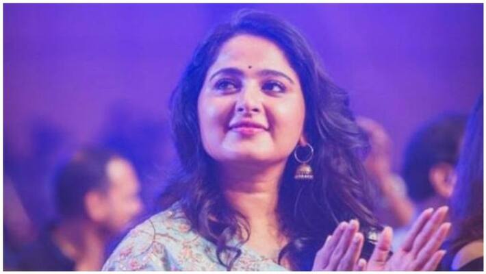 anushka shetty guest appearance in saira narasimha movie anushka shetty guest appearance in saira narasimha movie