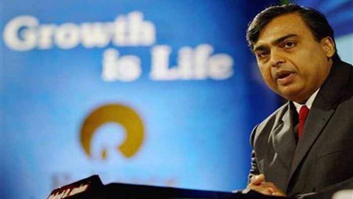 Reliance Jio adds 1 crore new users in October; inches closer to Vodafone-Idea, Airtel Reliance Jio adds 1 crore new users in October; inches closer to Vodafone-Idea, Airtel