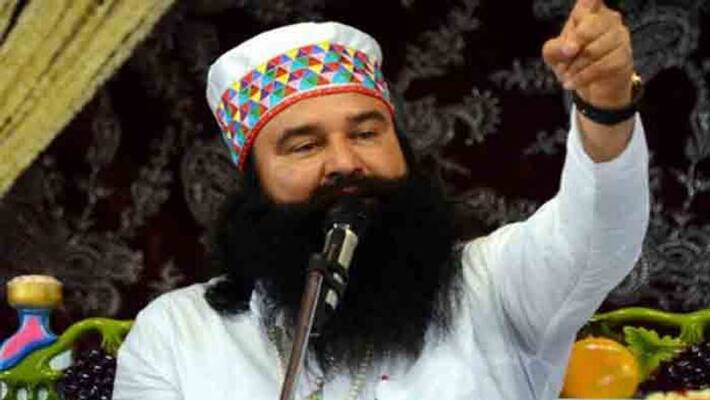 devotees flood post office for sending greeting cards to dera sacha sauda chief gurmeet ram rahim singh devotees flood post office for sending greeting cards to dera sacha sauda chief gurmeet ram rahim singh