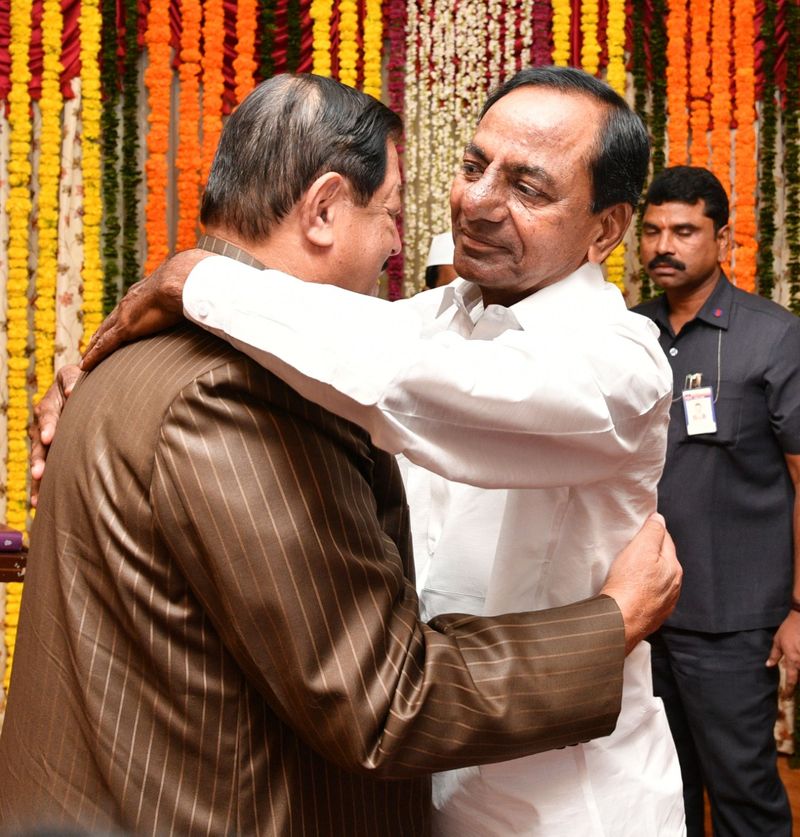Telangana Protem speaker swears -in