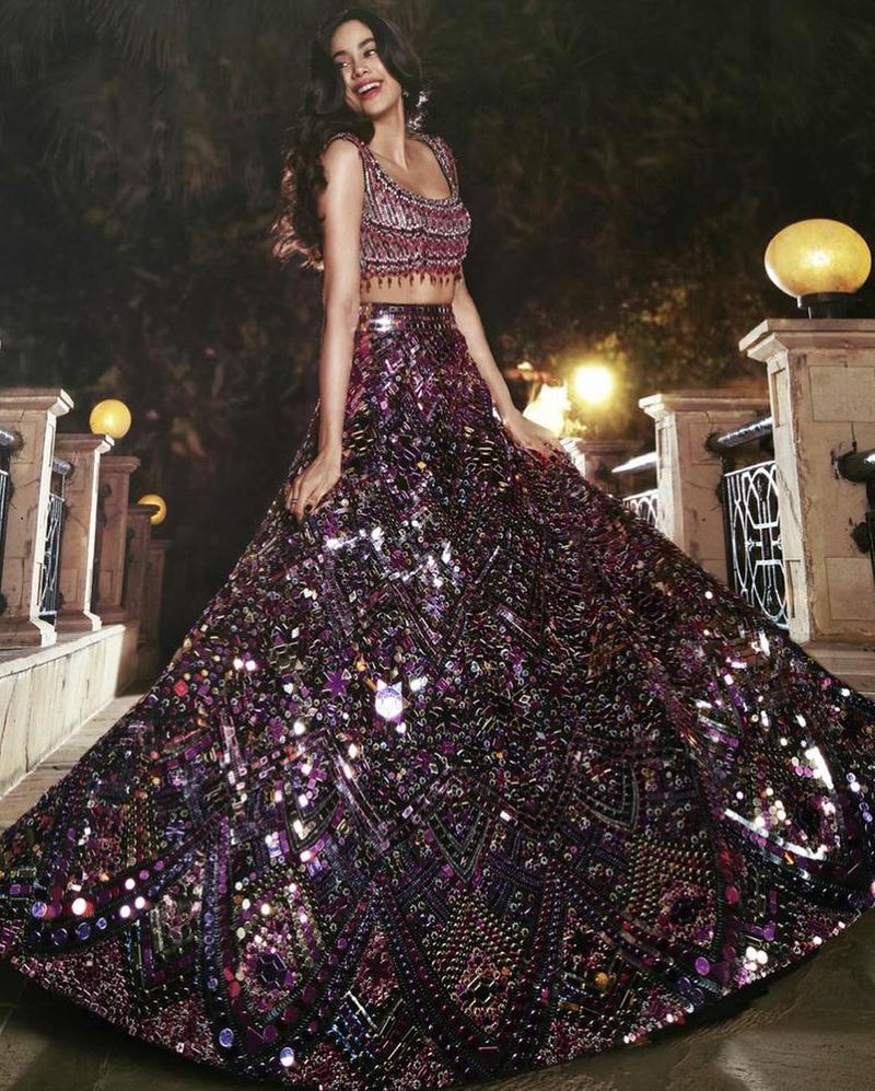 janhvi kapoor latest instgram photos