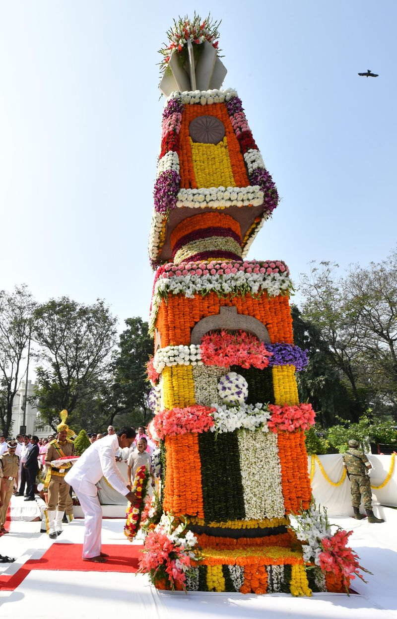 KCR at gun park before going to assembly