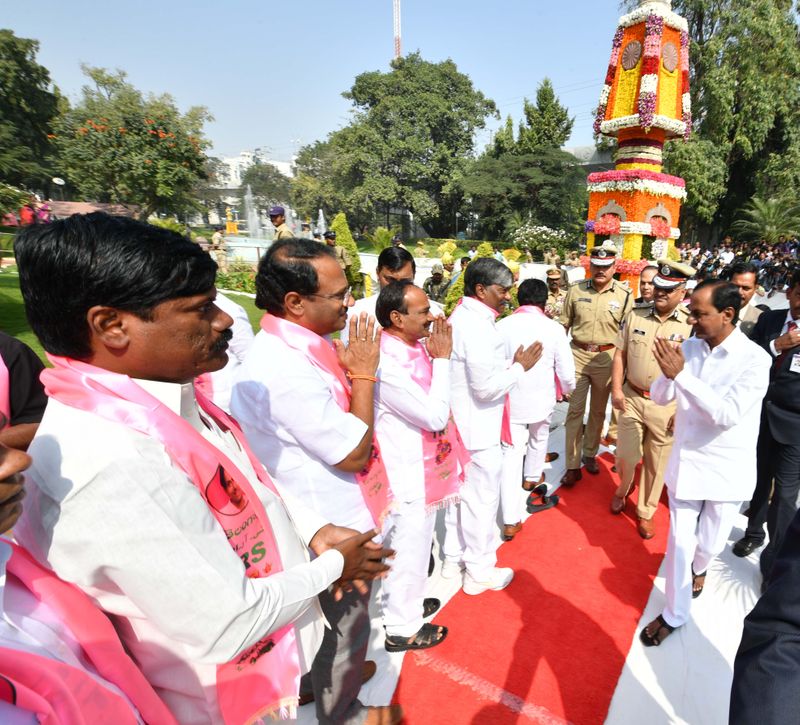 KCR at gun park before going to assembly