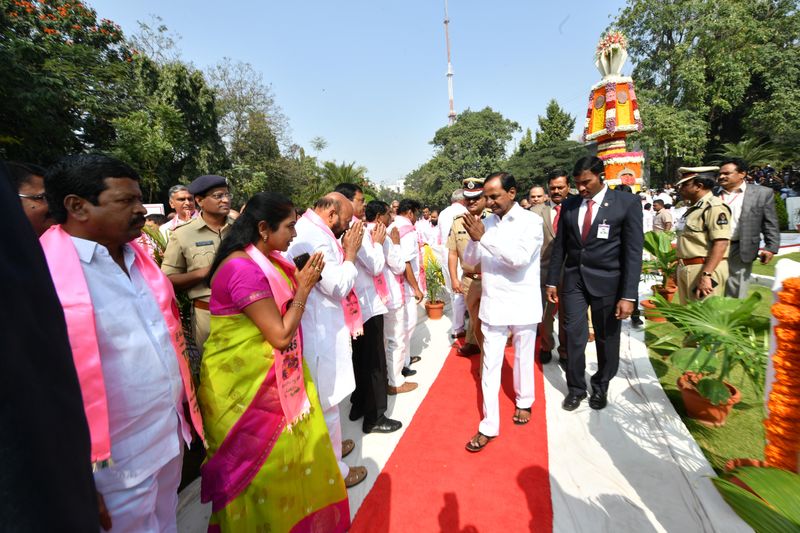 KCR at gun park before going to assembly