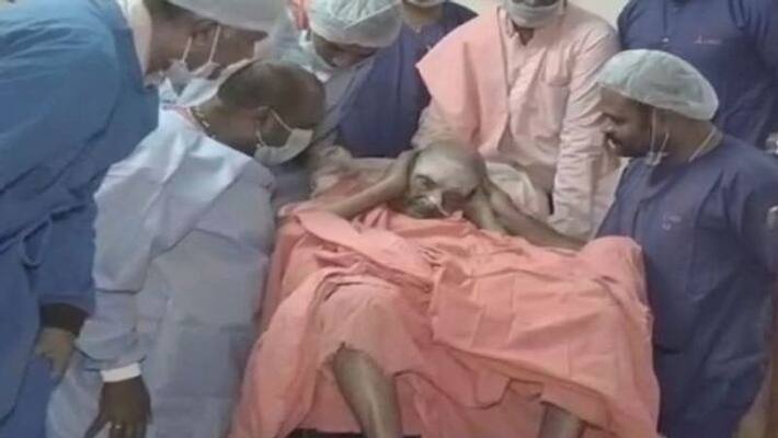 Ayurvedic Medicine to Siddaganga swamiji Says Former CM Yeddyurappa Ayurvedic Medicine to Siddaganga swamiji Says Former CM Yeddyurappa