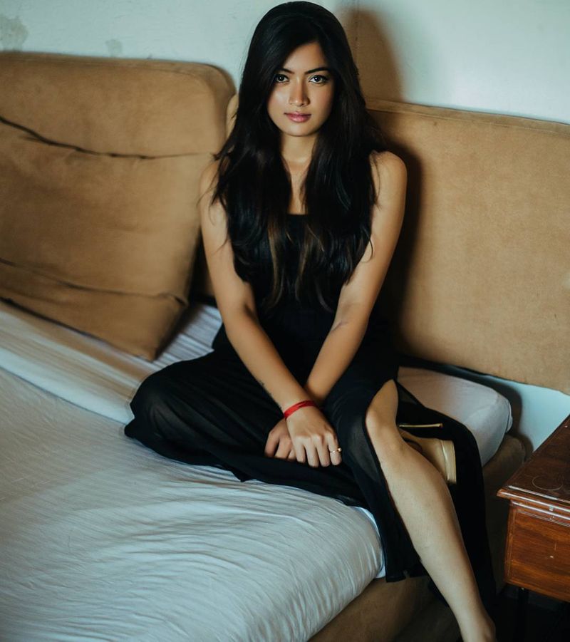 RASHMIKA MANDANNA HOT AND CUTE PHOTOS