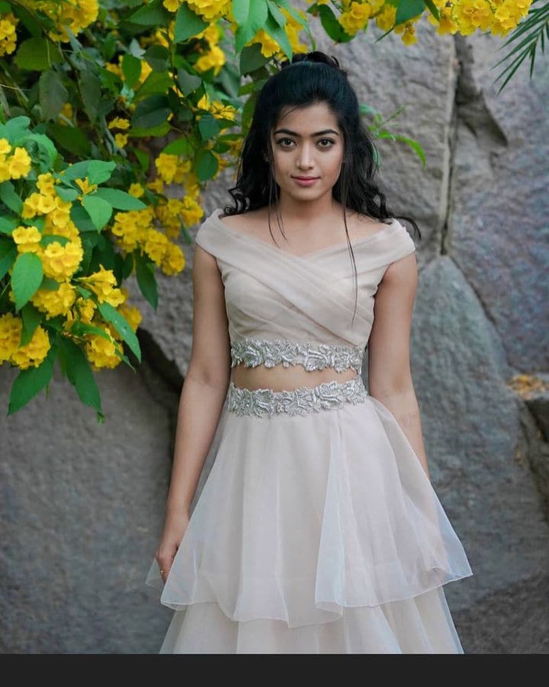 RASHMIKA MANDANNA HOT AND CUTE PHOTOS
