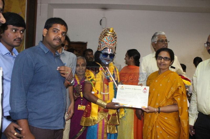 Nara Bhubaneswari at NTR trust Bhawan,at legend blood donation camp