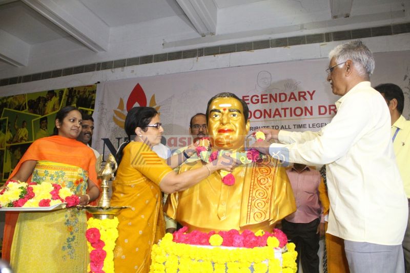 Nara Bhubaneswari at NTR trust Bhawan,at legend blood donation camp