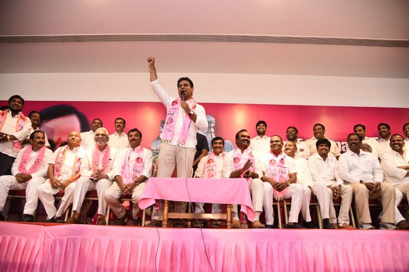 gajwel congress leader onteru prathap reddy joined in trs