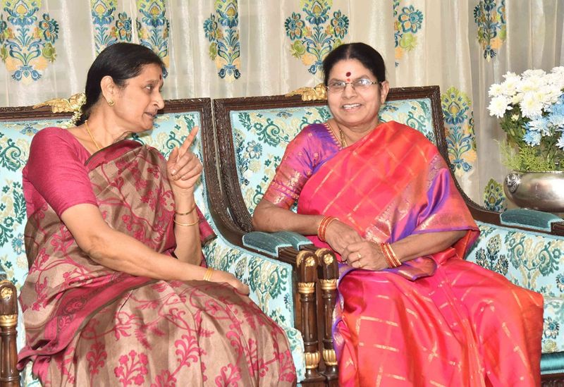 telangana assembly speaker pocharam srinivas reddy meets governor
