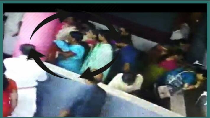 gold chain theft in marriage function caught on CCTV gold chain theft in marriage function caught on CCTV