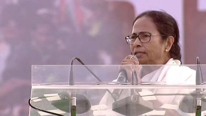Modi govt past its expiry date... Mamata Banerjee Modi govt past its expiry date... Mamata Banerjee