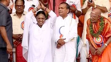 Sabarimala Mata Amritanandamayi attends Ayyappa Bhakta Sangamam CPM secy ridicules spiritual leader