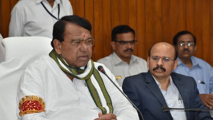 speaker pocharam srinivasa reddy teleconference with officials over telangana assembly monsoon session speaker pocharam srinivasa reddy teleconference with officials over telangana assembly monsoon session