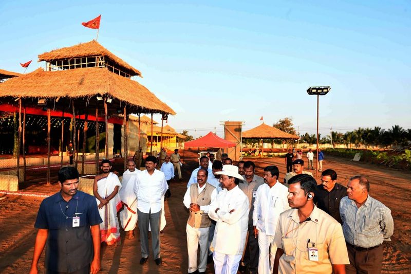 KCR supervises the arrangeemnts made for Chandiayagam