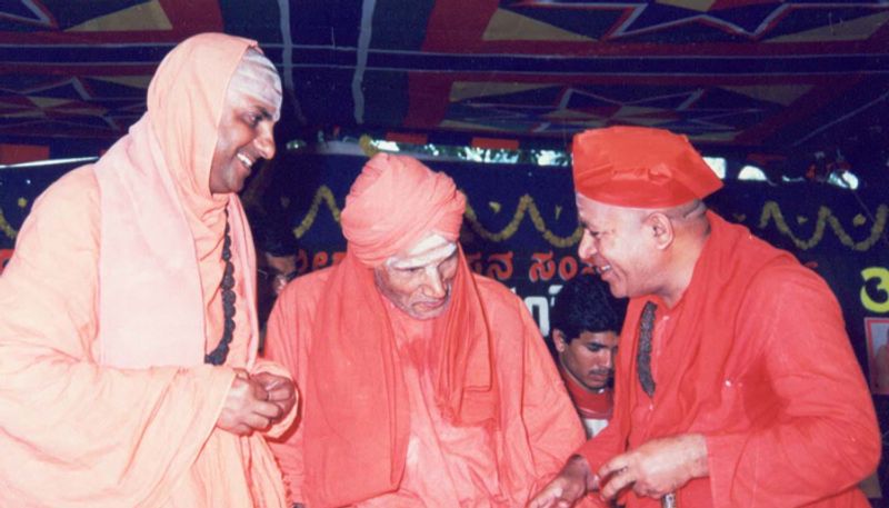 ಸ್ತ್ರೀಯರು ಸಂಸ್ಕಾರವಂತರಾಗಿ, ಸಮಾಜದ ಕಣ್ಣಾದರೆ ಧರ್ಮ ತತ್ವಗಳು ಉಳಿಯುತ್ತದೆ.