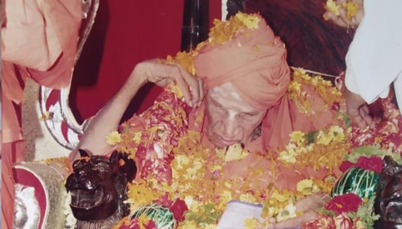 ಕರ್ತನೆಂಬ ಅಹಂಕಾರ ಬಿಡು. ಕಿಂಕರನೆಂಬ ಭಾವ ಬೆಳೆಸಿಕೋ.