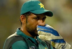 Caught on stump mic: Pakistan captain Sarfraz Ahmed racially abuses South Africa cricketer Andile Phehlukwayo
