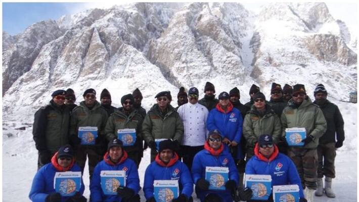 Soldiers At Freezing Siachen Treated To Hot Pizzas On Republic Day Soldiers At Freezing Siachen Treated To Hot Pizzas On Republic Day
