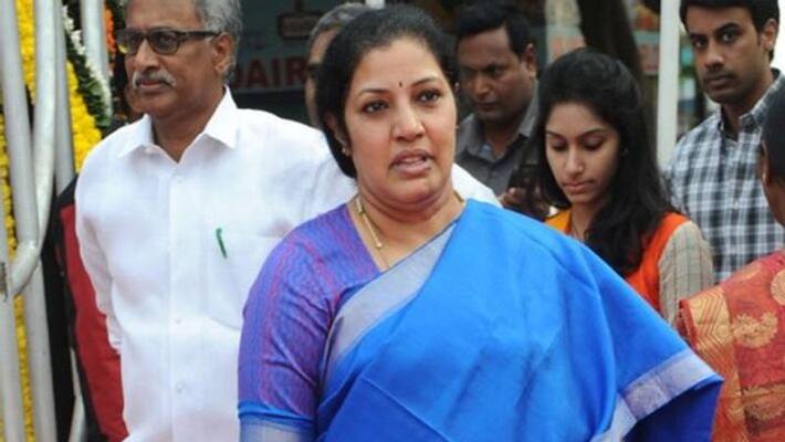 bjp leader daggubati purandeswari slams minister dadisetti raja over his remarks on sr ntr bjp leader daggubati purandeswari slams minister dadisetti raja over his remarks on sr ntr