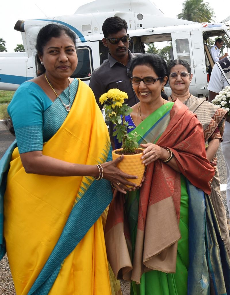 కొమరోలులో చంద్రబాబు దంపతులు(ఫోటోలు)