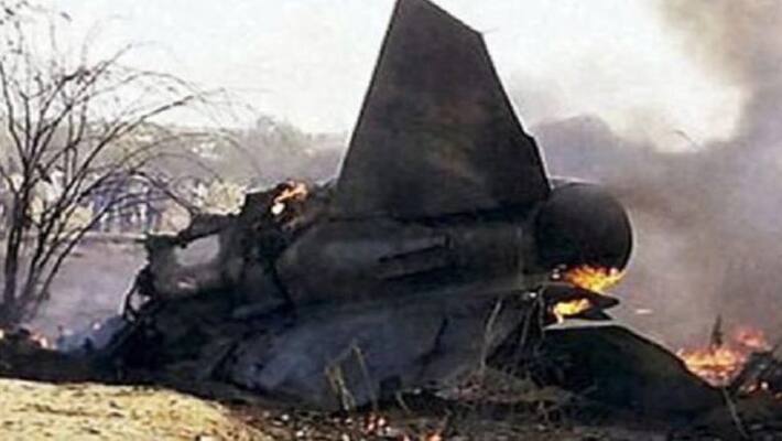Indian Air Force's Mirage 2000 crashes in bangalore Indian Air Force's Mirage 2000 crashes in bangalore