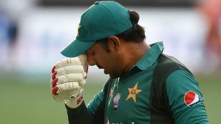 4 matches ban for pakistan skipper sarfraz ahmed for his racist comment on phehlukwayo 4 matches ban for pakistan skipper sarfraz ahmed for his racist comment on phehlukwayo