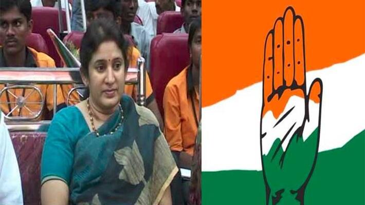 ex mla nirajareddy joins congress party ex mla nirajareddy joins congress party