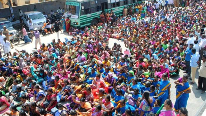 teacher protesters...600 people suspend teacher protesters...600 people suspend