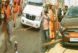 kumbh mela 2019: watch how  aghori sadhu baba pull car