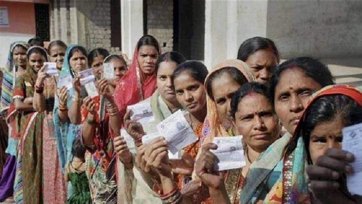 Representation of women equal to men in the legislature..Court order to decide the Central Government. Representation of women equal to men in the legislature..Court order to decide the Central Government.