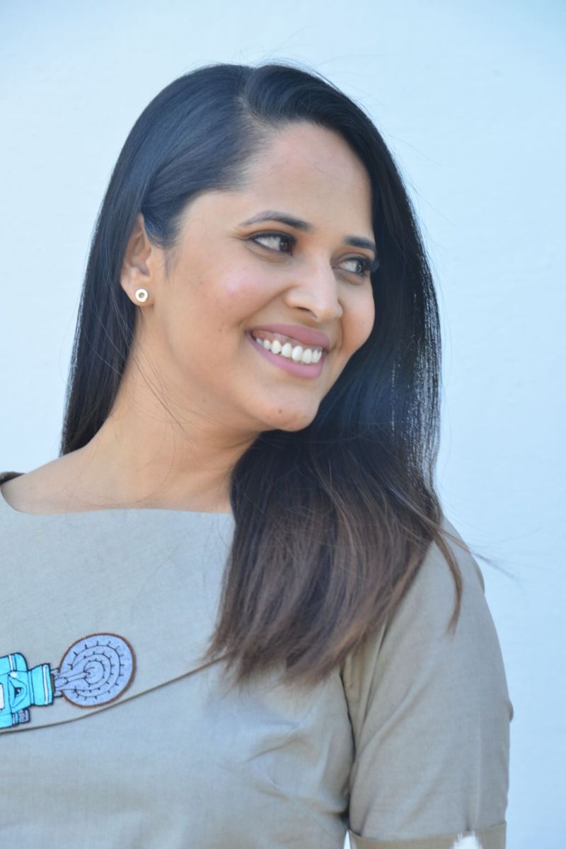 అనసూయ సింపుల్ అండ్ క్యూట్ పిక్స్