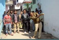 Jabalpur SP played cricket in street