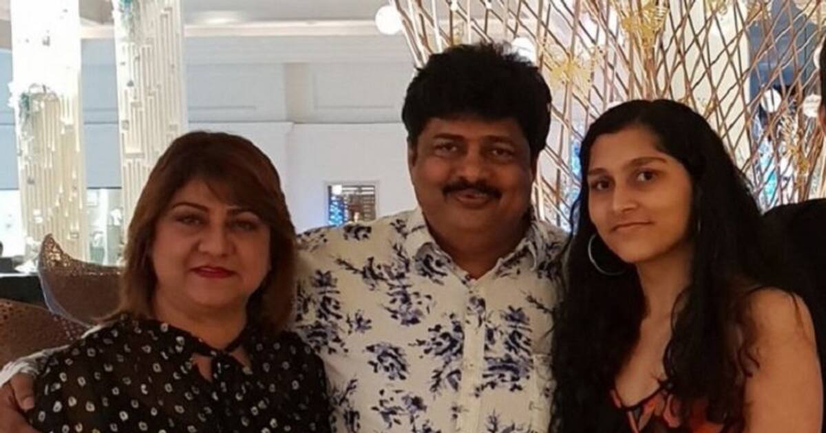 Malashri celebrates daughter's 18th birthday [Pictures]