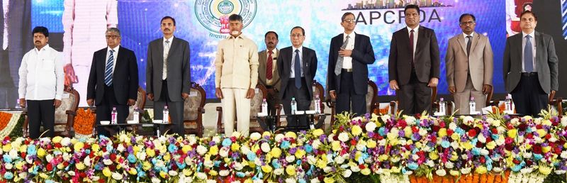 ఎపి హైకోర్టు ప్రారంభం: సుప్రీం సిజేతో చంద్రబాబు (ఫొటోలు)