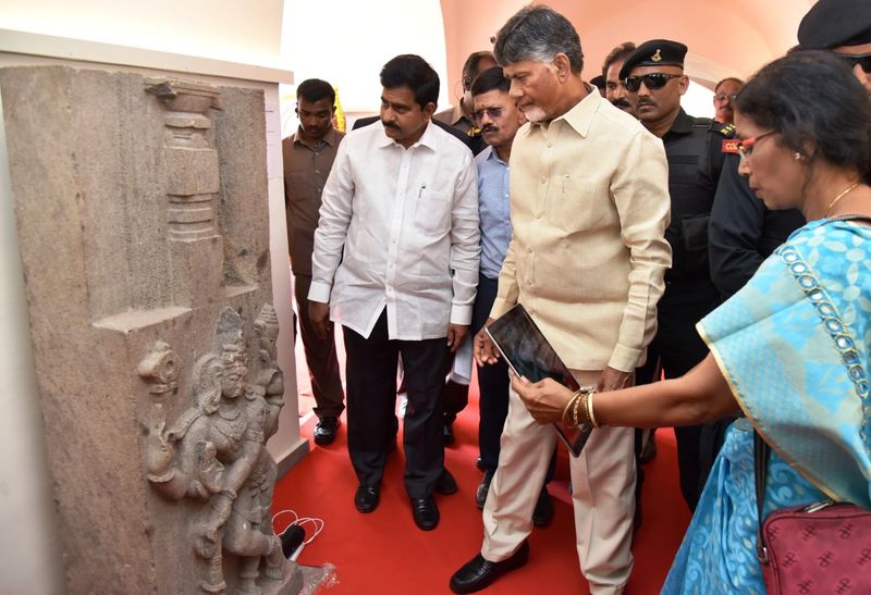 కొండపల్లి ఖిల్లా ఉత్సవాల్లో పాల్గొన్న చంద్రబాబు