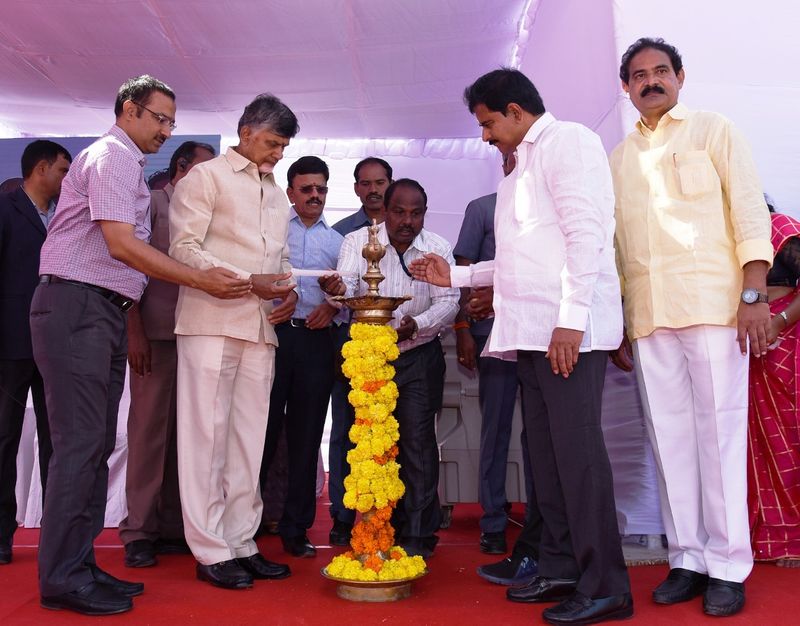 కొండపల్లి ఖిల్లా ఉత్సవాల్లో పాల్గొన్న చంద్రబాబు