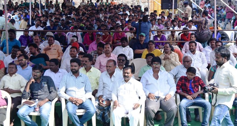 కొండపల్లి ఖిల్లా ఉత్సవాల్లో పాల్గొన్న చంద్రబాబు