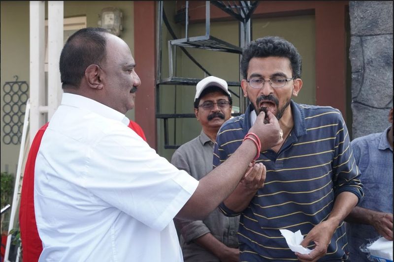 ఆన్ లొకేషన్ లో డైరెక్టర్ శేఖర్ కమ్ముల బర్త్ డే సెలబ్రేషన్స్..