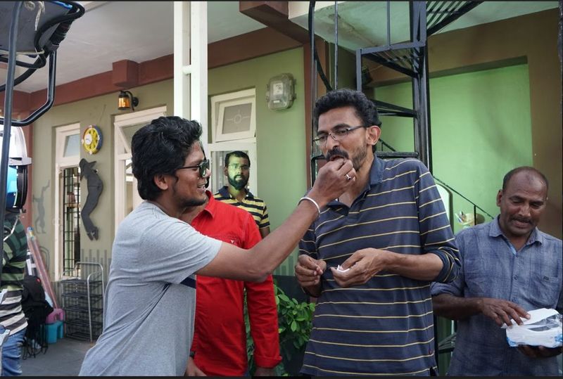 ఆన్ లొకేషన్ లో డైరెక్టర్ శేఖర్ కమ్ముల బర్త్ డే సెలబ్రేషన్స్..