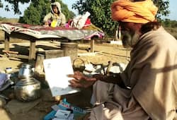 patna- old man live in cremation ground and appeal govt. to give him house